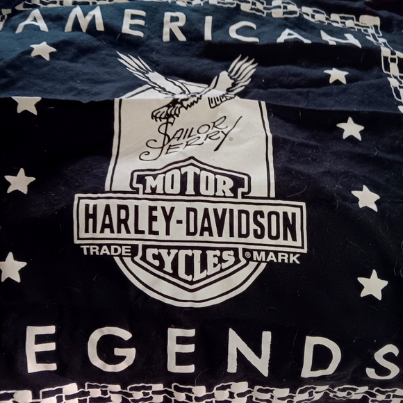 Harley Davidson hankersniffs - Picture 1 of 3